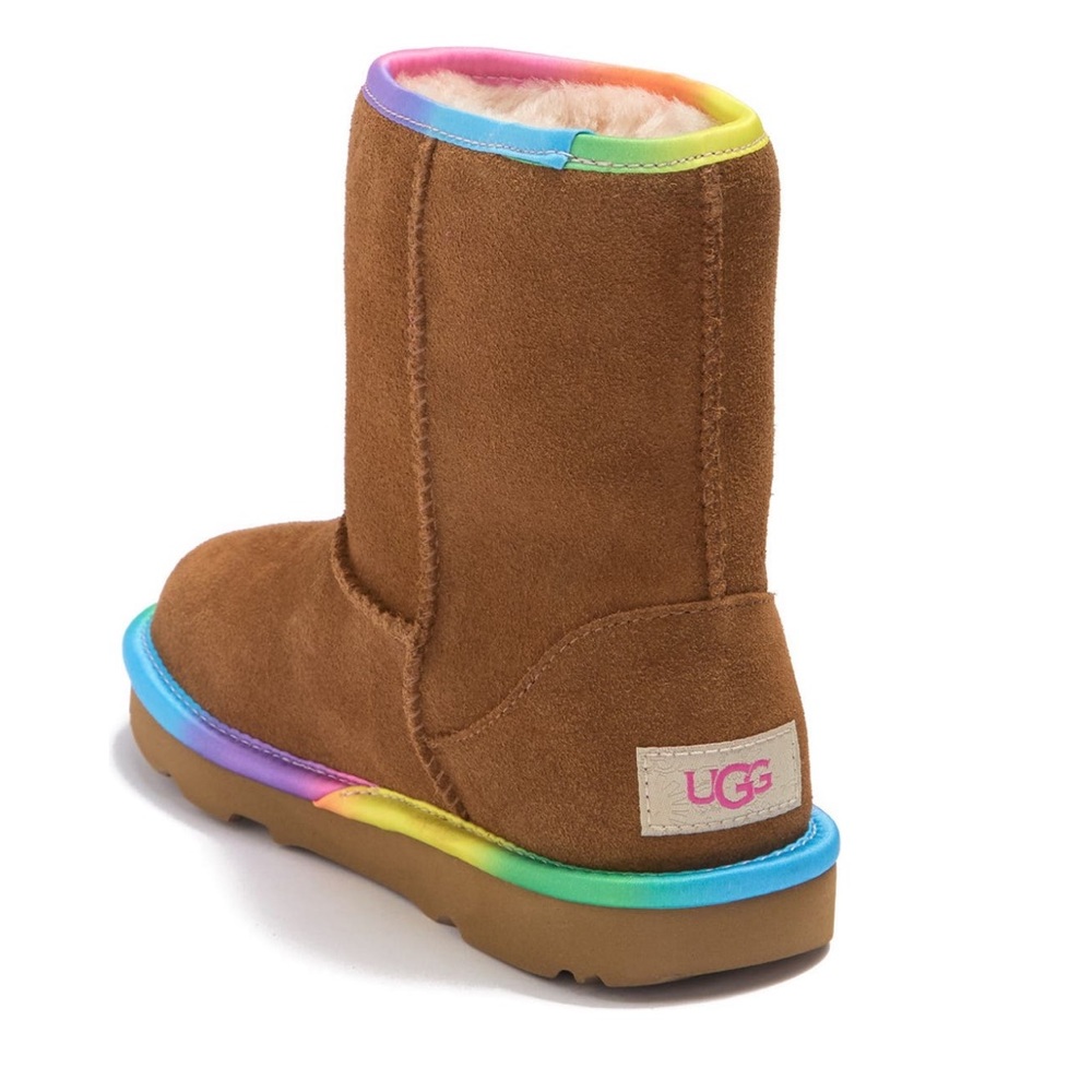 UGG® Rainbow Genuine Shearling Lined Boot - Picture 8 of 9